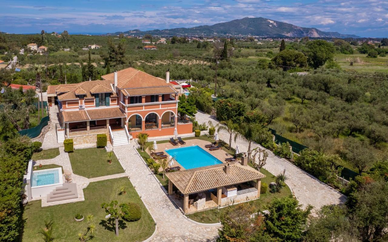 Mouzákion Amalthia Villa מראה חיצוני תמונה