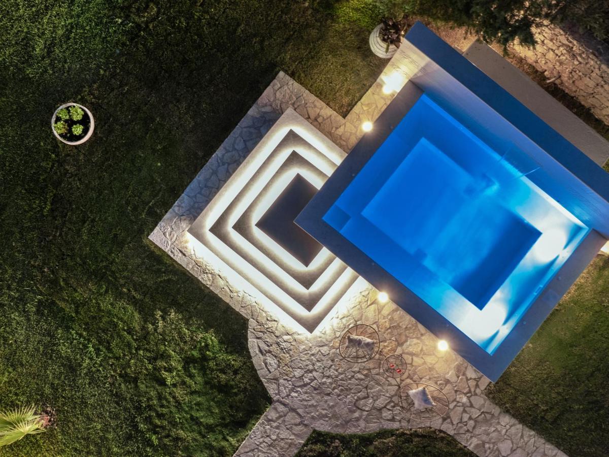 Mouzákion Amalthia Villa מראה חיצוני תמונה