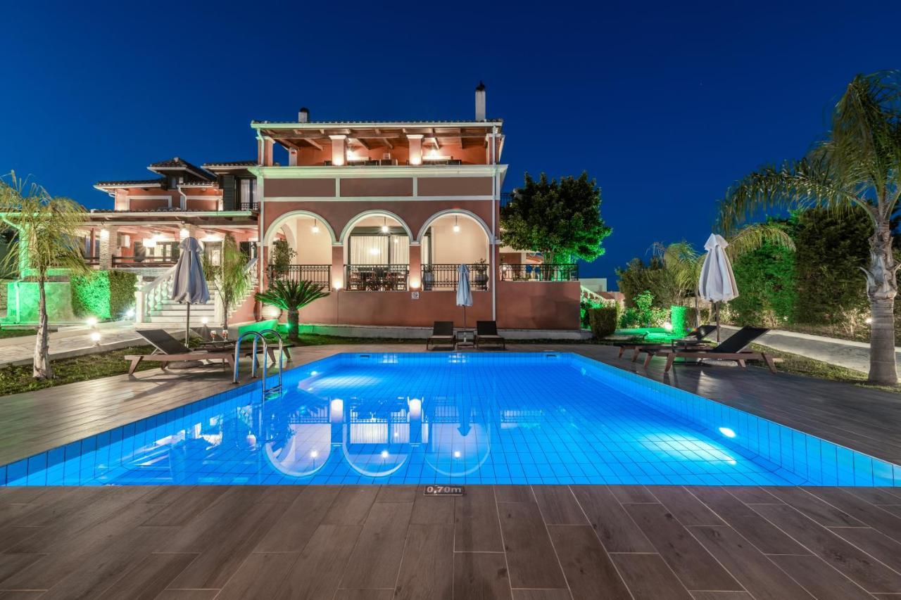 Mouzákion Amalthia Villa מראה חיצוני תמונה