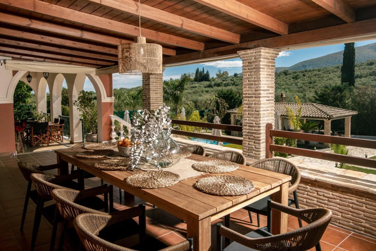Mouzákion Amalthia Villa מראה חיצוני תמונה