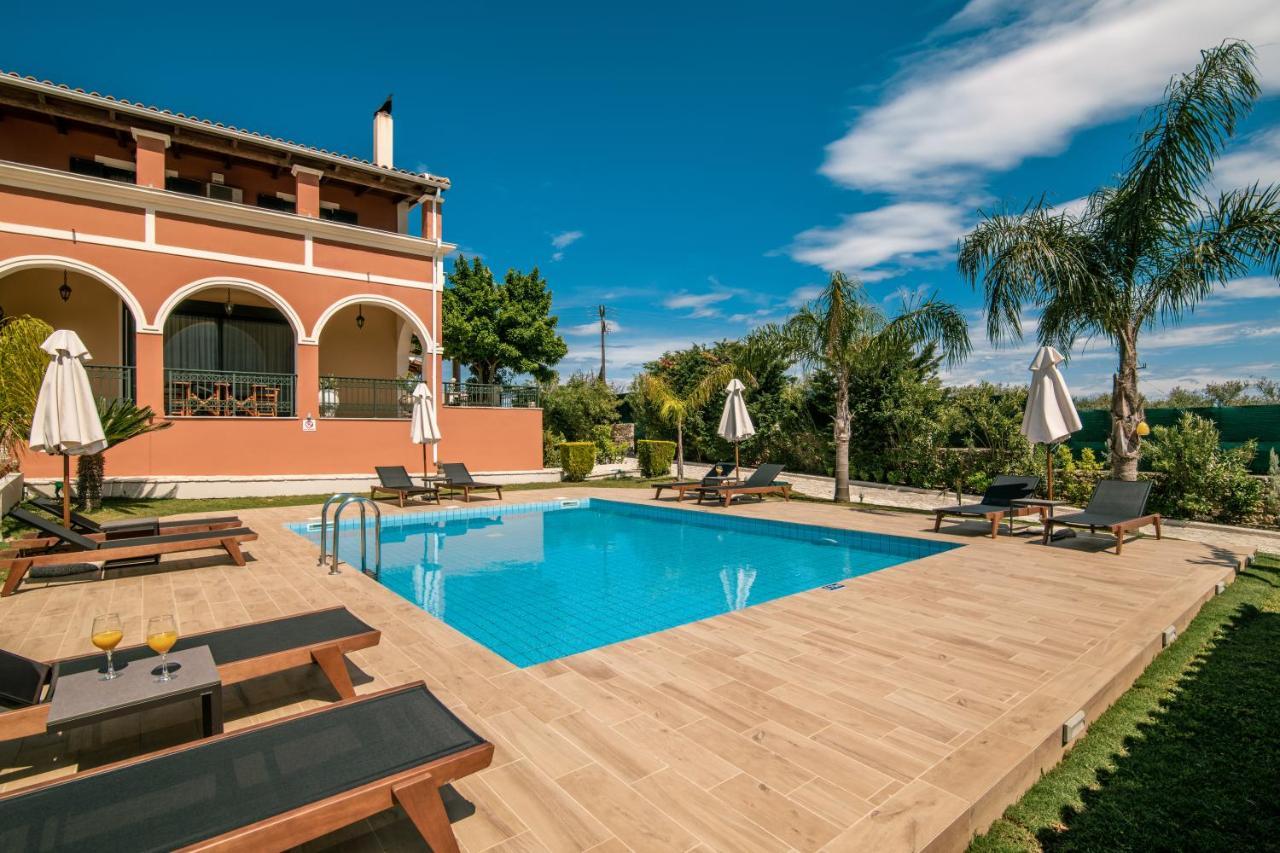 Mouzákion Amalthia Villa מראה חיצוני תמונה