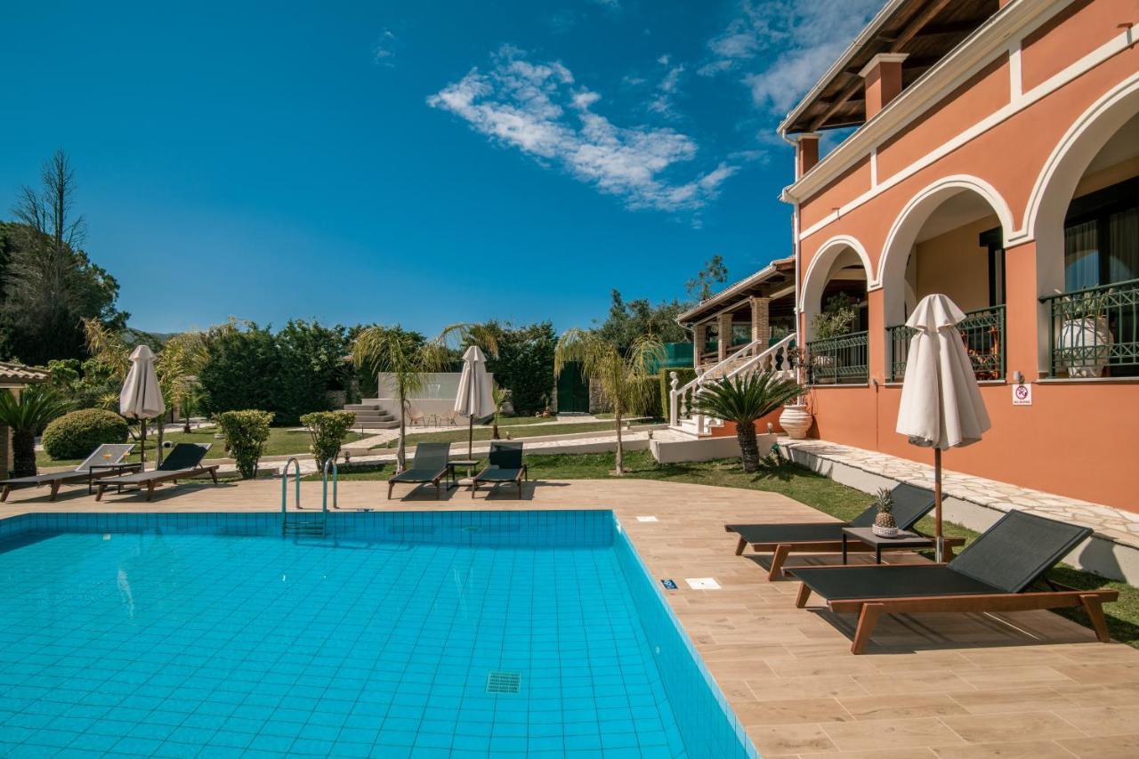 Mouzákion Amalthia Villa מראה חיצוני תמונה